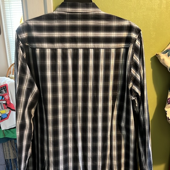 Kenneth Cole black white plaid men’s shirt LG - Picture 2 of 5